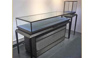 高端珠寶展柜廠怎么找？設計與上門安裝一站式服務指南